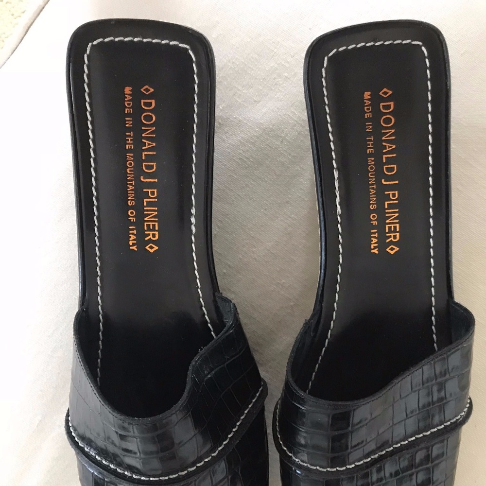 Donald J Pliner Platform Sandals